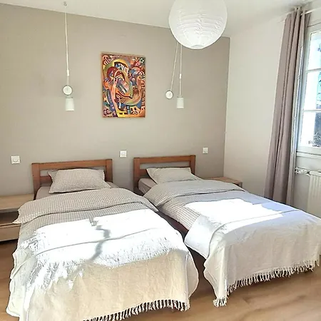 Le Cerisier Laval